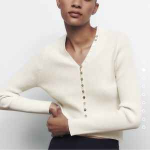 Zara Buttoned Knit Top